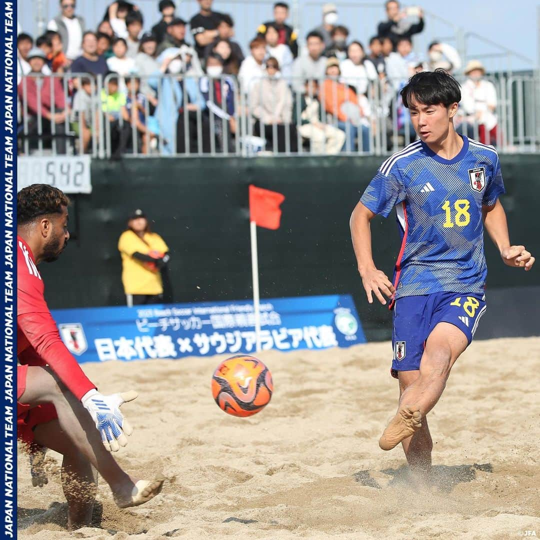 日本サッカー協会さんのインスタグラム写真 - (日本サッカー協会Instagram)「. 🔹ビーチサッカー日本代表🔹 【2023.10.13-14 Match Report✍️】  大阪府のSENNAN LONG PARK タルイサザンビーチにて、 サウジアラビア代表との国際親善試合2連戦を行い、連勝で活動を締めくくりました💪  チームは2024年2月に開幕する #ワールドカップ に向けて、引き続き準備を進めます🏖⚽️  詳しいレポートはプロフィールのJFA公式サイト『JFA.jp』から✍  #夢への勇気を #jfa #daihyo #ビーチサッカー日本代表 #ビーチサッカー #BeachSoccer #⚽️」10月16日 20時31分 - japanfootballassociation