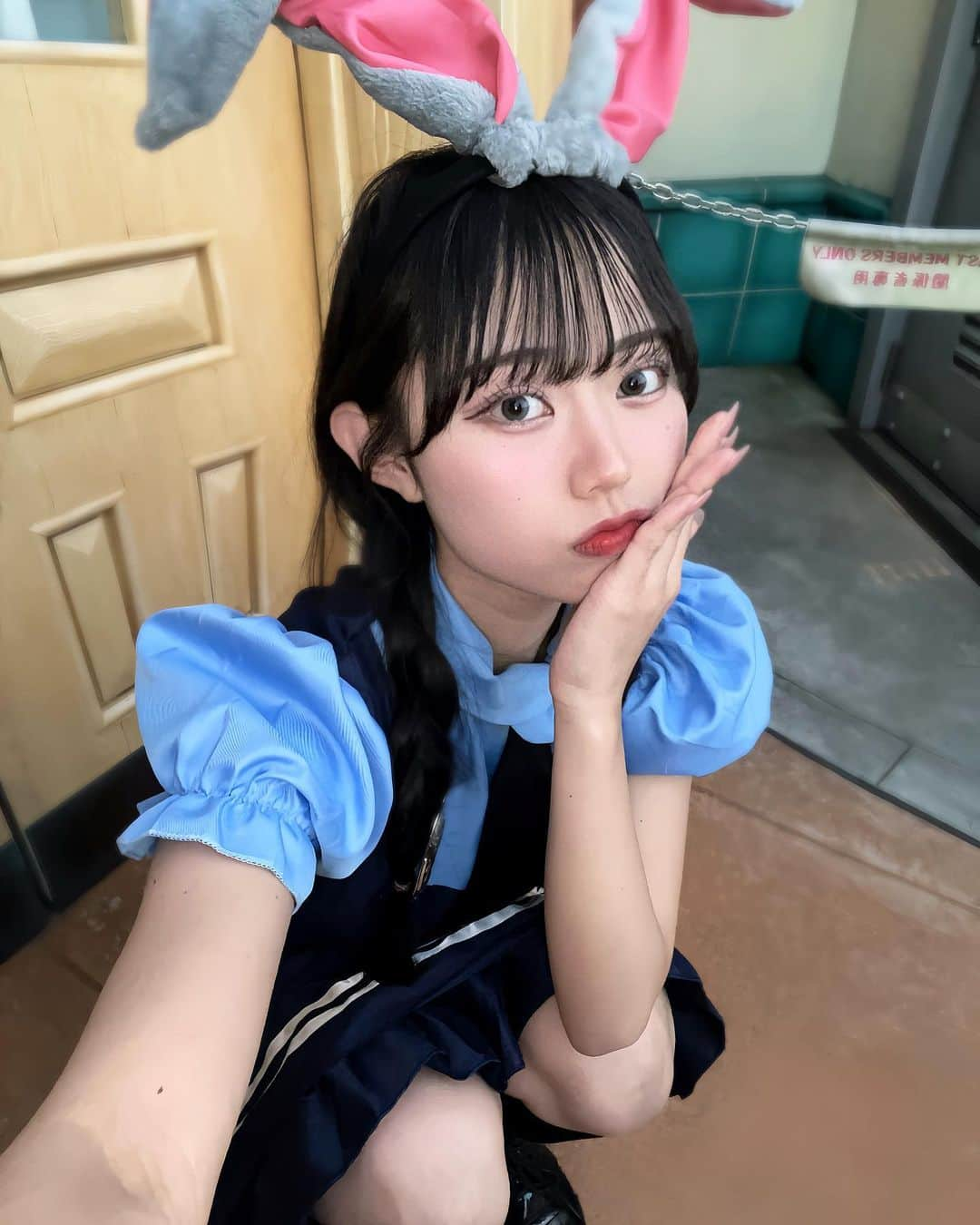 本望あやかのインスタグラム：「いつもありがとう🐰 不意に言いたくなるわ。」