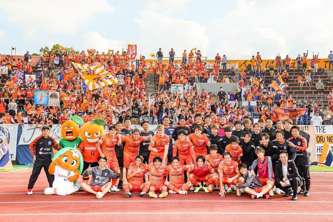 深堀隼平のインスタグラム：「+3🔥 応援ありがとうございました！スタジアム全体の気持ちが乗ったゴールだったと思います。 残り7試合、駆け抜けていきましょう！！  #ehimefc #6ゴール目 #11」