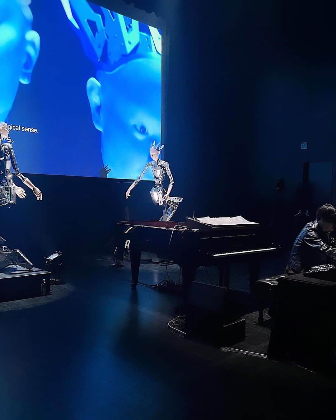 渋谷慶一郎さんのインスタグラム写真 - (渋谷慶一郎Instagram)「IDEA  A Dialogue on Love, Death and Existence by Two Androids  Keiichiro Shibuya + Takashi Ikegami  Credit  Androids: Alter3、Alter4 Script: GPT Music, Concept: @keiichiroshibuy  Alter3 programming: Takahide Yoshida, johnsmith Alter4 programming: @pseudotaro  GPT technical support: @obake_ai   Alter3 belongs to Ikegami Lab. of Tokyo University @alltbl  Alter4 belongs to @geidai_documentgram  Alter4 pedestal design: Kazuyo Sejima & Associates  Video: Kotaro Konishi Sound: @sue.yuki.sue  Stage Manager: Kazuya Kushimoto Production Support: Sota Kawagishi, @lkts.thunder  Production Management: @natsumi710_   Cooperation: Osaka University of Arts Technical Support: Yamaha Corporation, ©2023 Dreamtonics Co., Ltd. Production Support: Communication Design Center Production: ATAK Organizer: 21st Century Museum of Contemporary Art, Kanazawa (Kanazawa Art Promotion and Development Foundation)  13,14 October 2023 At @21_kanazawa Curated by @yukohasegawa1   #android #humanoid #artificialintelligence #GPT #kanazawa21stcenturymuseum #kanazawa21stcenturymuseum #contemporarymuseum」10月16日 21時03分 - keiichiroshibuy