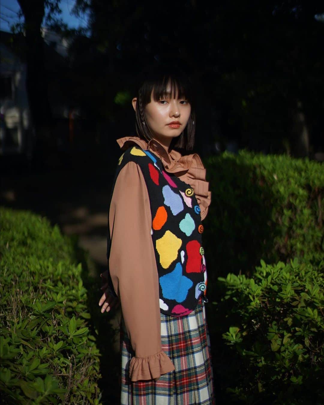 PUNK CAKEのインスタグラム：「🐮 NEW ARRIVAL 🐮  ◆ Colorful cow knit vest ◆ Ruffle collar milk tea blouse ◆ Tartan check pleats long skirt【SOLD】  ⚠️こちらの新商品はSALE対象外となります  ➖ONLINE STORE 限定➖ ⚡️在庫処分BIG SALE 開催中⚡️  新商品などを除いた ほぼオンライン全てのアイテムが対象で 50%OFFのスペシャルSALE❣️  SALE期間/ 10.16(月)~10.22(日) クーポンコード/ < zaikosale> (お支払い画面でクーポンコードをご入力ください)  ※オンラインショップ掲載商品をお店で直接見たいお客様はinstagramのDMなどで事前にご連絡ください。  次回営業日/ 10.20(金)～10.22(日) 時間/ 13:00～20:00  場所/ 東京都目黒区鷹番3-4-10 2F   model / @hamu.katsu.0」