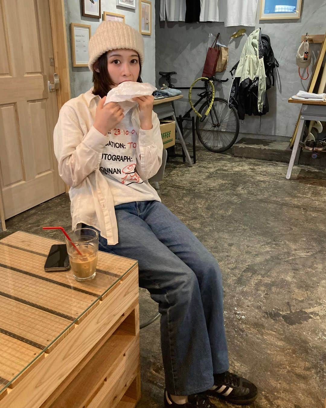 染野有来のインスタグラム：「☕️⚠️✨🌾🤪」