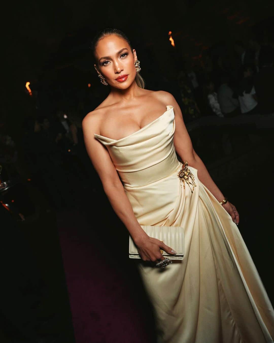 British Vogueさんのインスタグラム写真 - (British VogueInstagram)「#JenniferLopez is a woman who’s launched a thousand nail trends, but her classic new manicure might be her best look yet. At the @Schiaparelli party on Friday evening, JLo revealed the perfect nude shade to complement her cream corset dress. Find out how she achieved the look at the link in bio, and why the singer is championing nail health.   Photographed by @NishaJohny.」10月16日 22時00分 - britishvogue