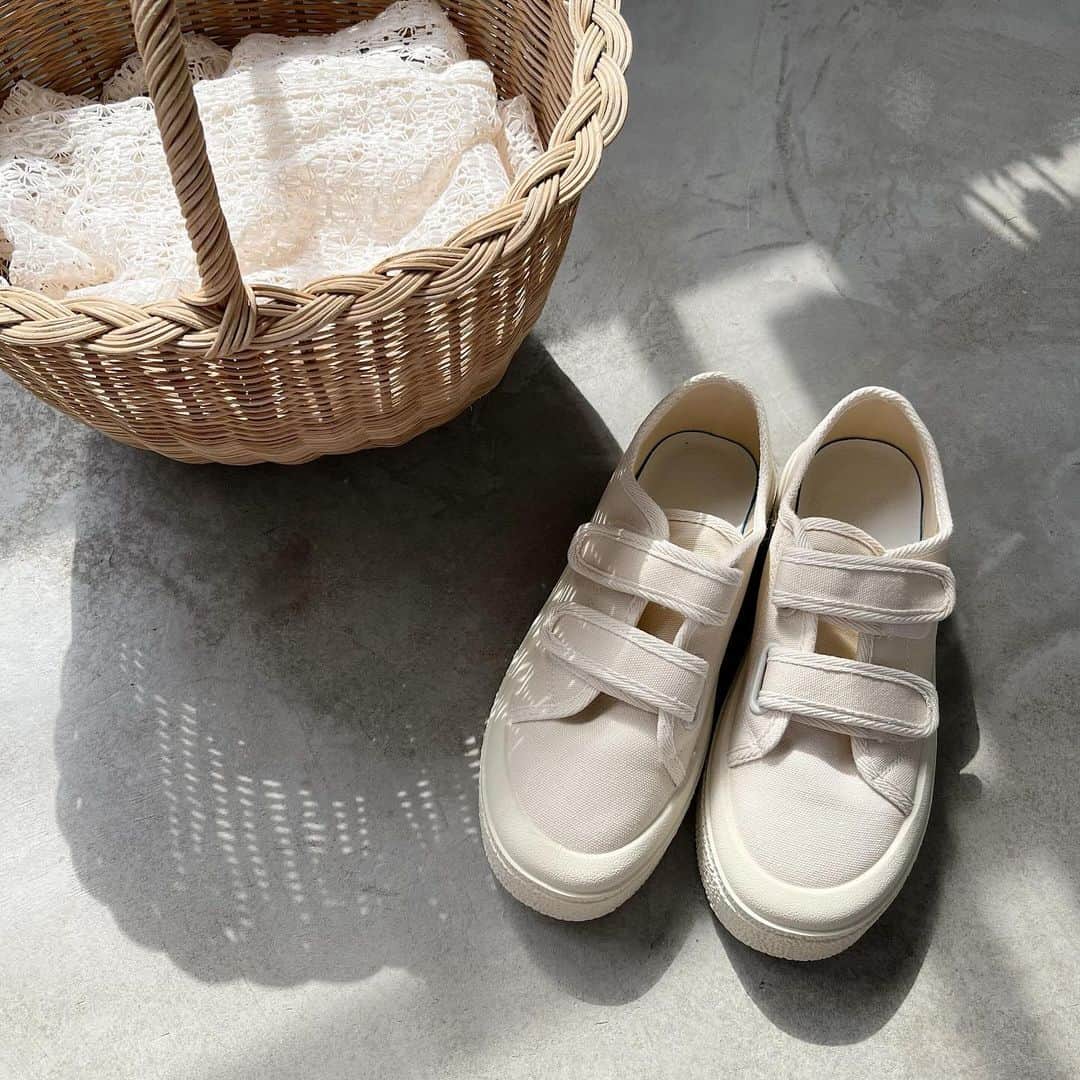 ゆっきのインスタグラム：「👟‎🤍」