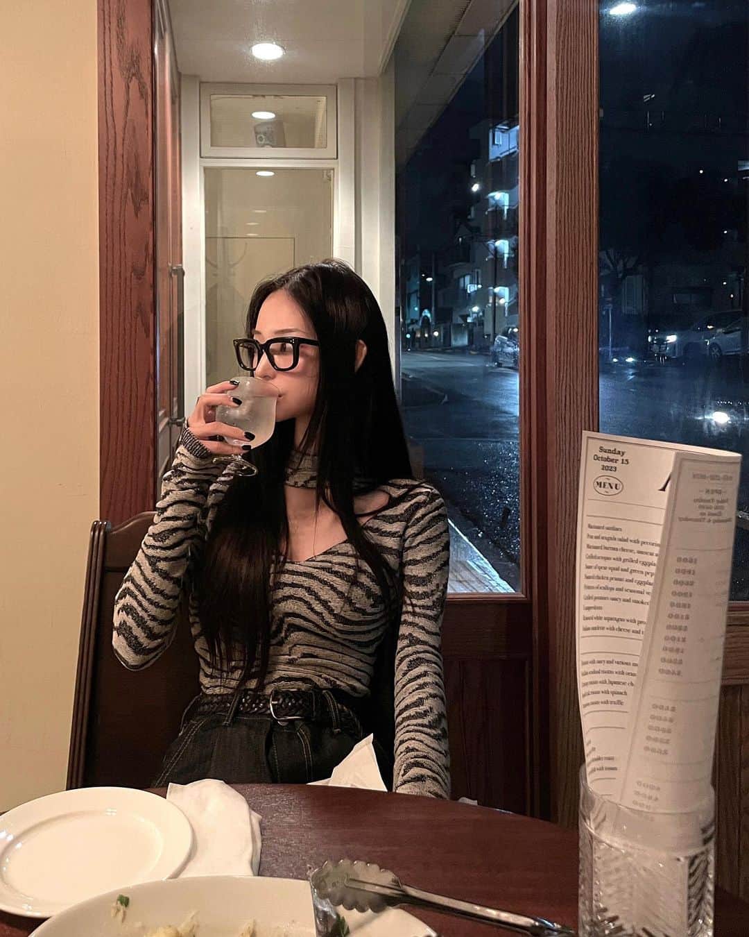 絢のインスタグラム：「昨日のディナーデート🫗♥️」