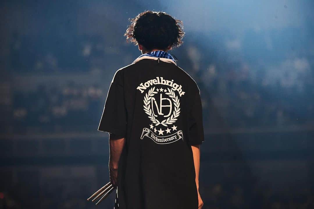 ねぎのインスタグラム：「2023.10.15 横浜アリーナ ODYSSEYツアーファイナルでした。  4月から始まった約半年間のツアー。 色んな人に出会い、たくさん声聴かせてもらった。 心から最高と言えるツアーでした。  出会った全ての人達へ大感謝を。 もっとデカくなるよ。 これからもずっとよろしくね！！」
