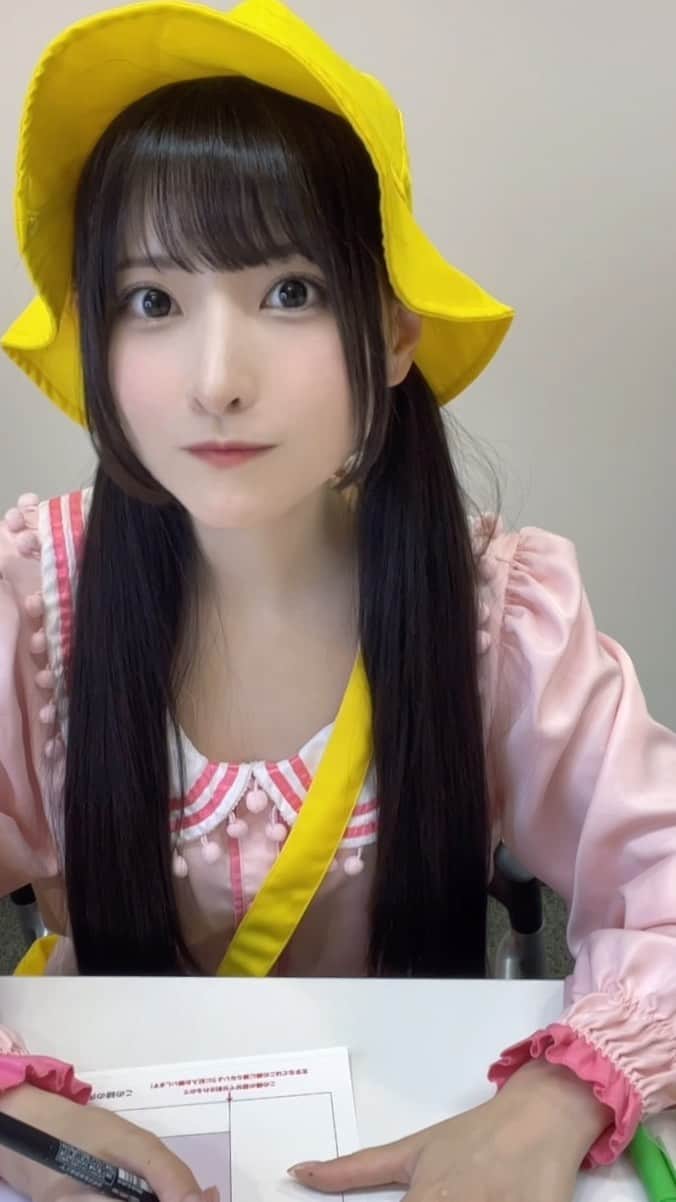 のインスタグラム：「おえかきのじかん⏰」
