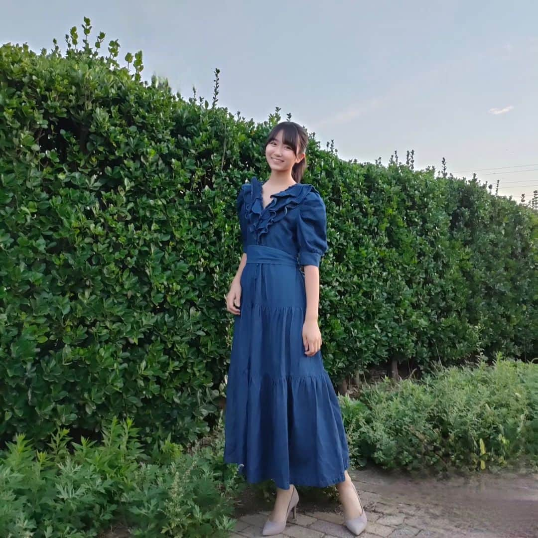 西川実花のインスタグラム：「写真バージョンです✨ 最近、金木犀の香りに癒やされます☺️ 秋になりましたね~🍁  #08#jc3#ljc#15yearsold#モデル志望#女優志望#中学生#snidel#ママとシェア#みかふくコーデ」