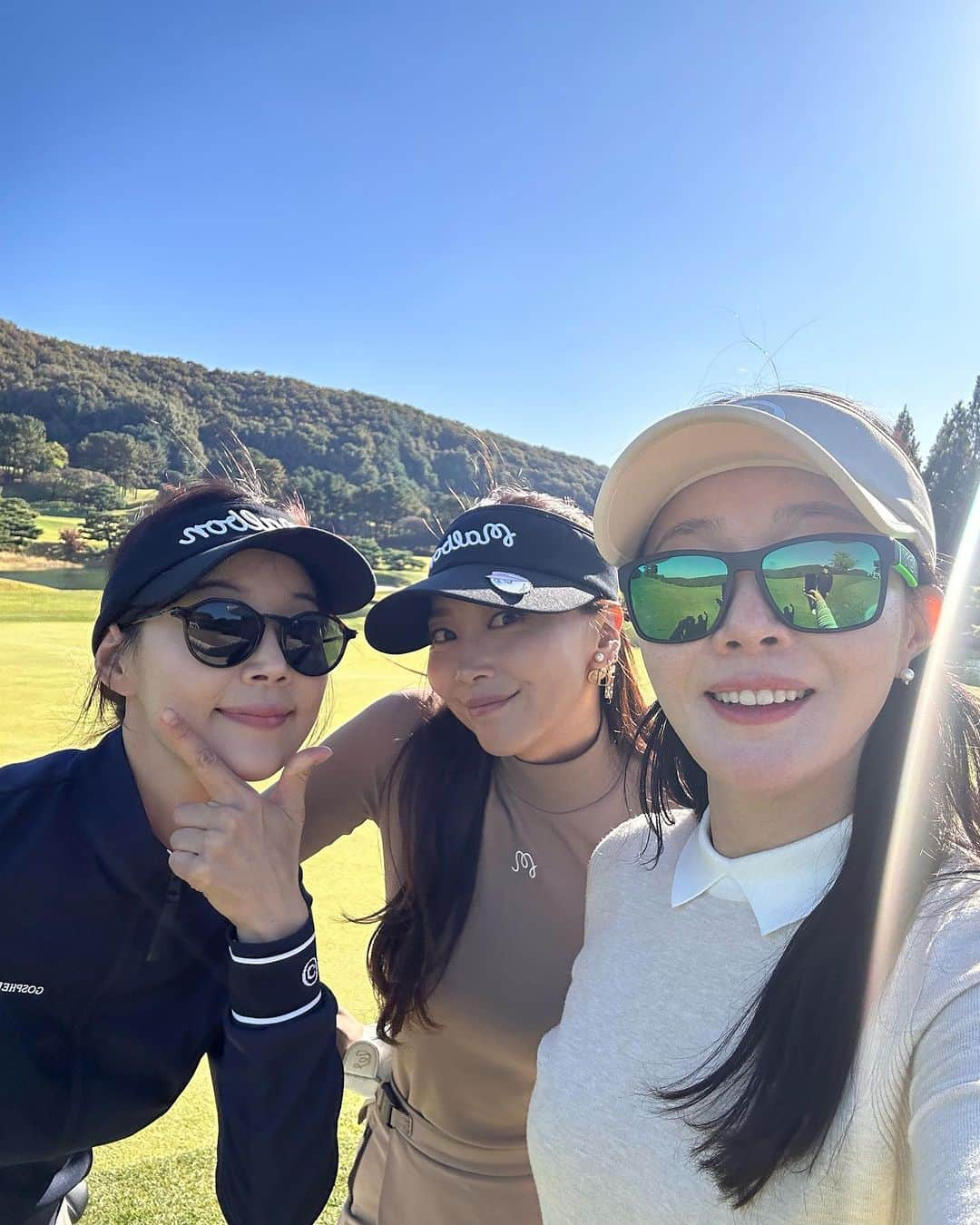 オ・ユナのインスタグラム：「나를 겸손하게 만드는 골프 ...🥲😵‍💫🥵#박찬호자선골프대회 #지산cc⛳  담엔 꼭!!!!! 👍 그리고 #말본골프웨어 ㅎ❤️」