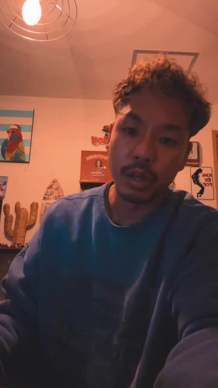 TEEのインスタグラム：「毎月15日　インスタライブ  プレゼント　おめでとう🎉」
