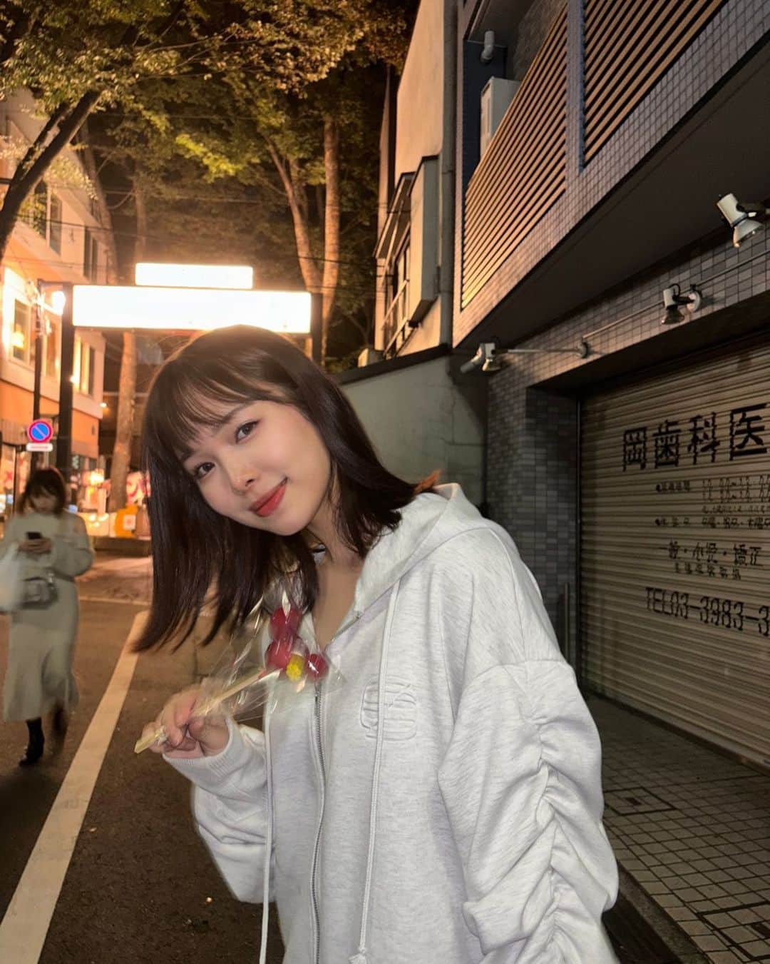 大友樹乃のインスタグラム：「お散歩しよ🐥🌙」