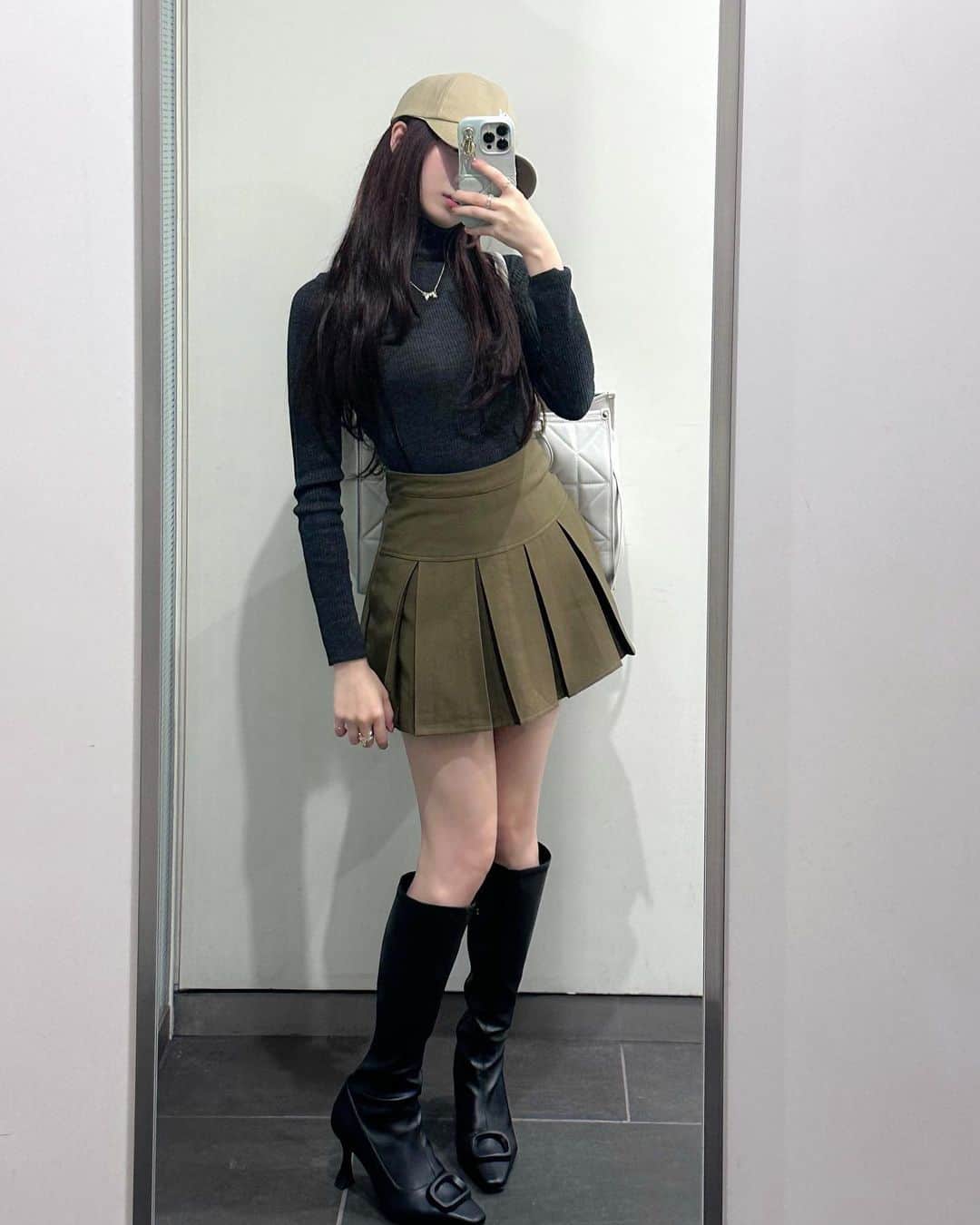 大谷映美里のインスタグラム：「秋服😮‍💨🤎🍂」