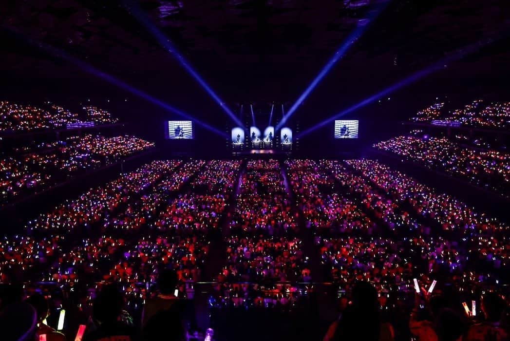 玉井詩織さんのインスタグラム写真 - (玉井詩織Instagram)「👑 15th Anniversary Tour 『QUEEN OF STAGE』 本当にありがとうございました☺️✨  たくさんの出会いに感謝です…！  #QUEENOFSTAGE #15thAnniversaryTour #momoclo」10月16日 22時51分 - shioritamai_official