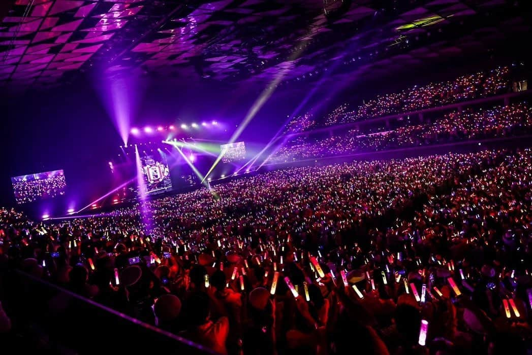 玉井詩織さんのインスタグラム写真 - (玉井詩織Instagram)「👑 15th Anniversary Tour 『QUEEN OF STAGE』 本当にありがとうございました☺️✨  たくさんの出会いに感謝です…！  #QUEENOFSTAGE #15thAnniversaryTour #momoclo」10月16日 22時51分 - shioritamai_official