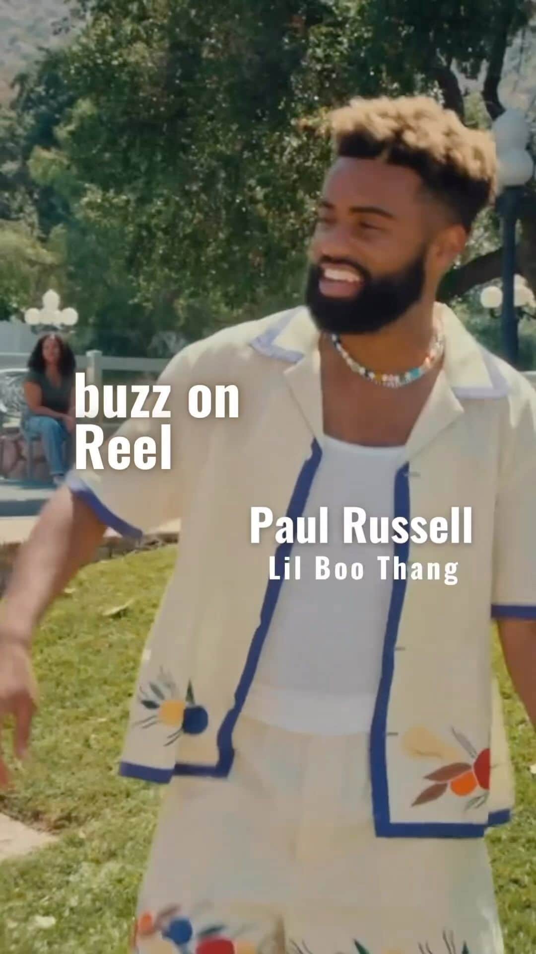 ソニー・ミュージック洋楽のインスタグラム：「buzz on Reel🎧👂🎧 最近Reelでよく耳にする曲をPick up✔️ ポール•ラッセル🎵Lil Boo Thang ご機嫌になれちゃう曲だよ🌞  #buzzonreel #元気の出る曲 #歌詞動画 #洋楽  @paulrussell」