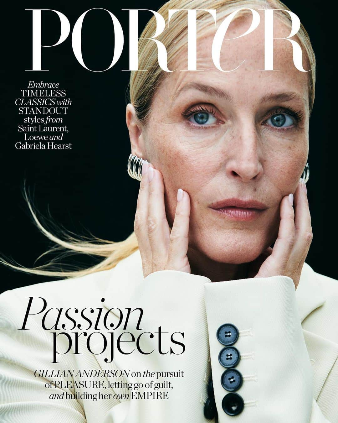 PORTER magazineさんのインスタグラム写真 - (PORTER magazineInstagram)「She’s reluctant to say it, but Gillian Anderson might just be building an empire. On a mission for pleasure and empowerment, her intriguing new off-screen ventures include sharing women’s innermost desires and launching an anti-wellness brand. And they’re not just side hustles to her eminent acting résumé. In our PORTER cover story, she talks to @katie_berrington about why she’s feeling excited like never before. Read the interview in full and discover the shoot, photographed by @philip_messmann and styled by @cblazeby, at the link in bio.」10月16日 23時05分 - portermagazine