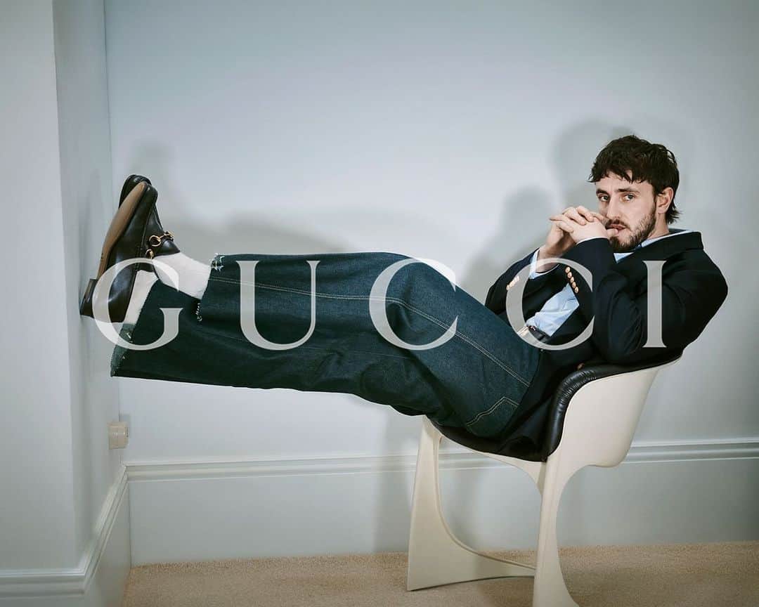 グッチのインスタグラム：「Original.    Worn by Paul Mescal, the Horsebit 1953 loafer anchors the House’s equestrian-inspired narrative.    #GucciHorsebit1953 #PaulMescal」