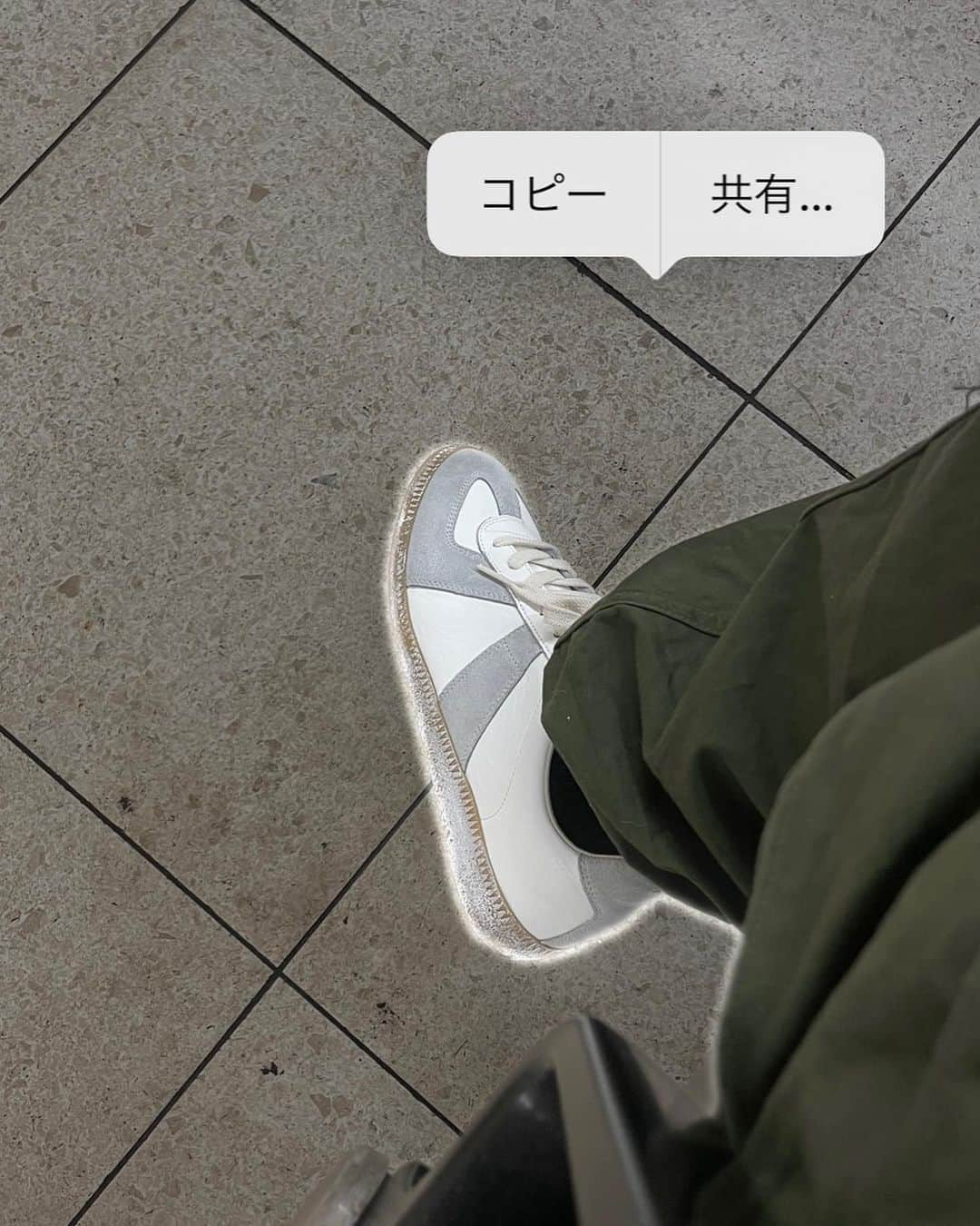 佐久間采那さんのインスタグラム写真 - (佐久間采那Instagram)「.  👟🤍  最高に可愛い🤦‍♀️💭 めちゃくちゃ大事に履くと決めました◎  そして驚異の走りやすさ、流石は訓練靴だと思いました（ではない）  見合う人間を目指す🌱  #ジャーマントレーナー #レプリカスニーカー #マルジェラ #マルジェラスニーカー #メゾンマルジェラ #レプリカ #トレーニングシューズ #スニーカーコーディネート #ジャーマンスニーカー #軍靴 #スニーカーファッション #ホワイトスニーカー #germantrainer #replicasneaker #maisonmargiela #whitesneaker #sneakeroutfits #margielasneakers」10月16日 23時24分 - sakuma_ayana