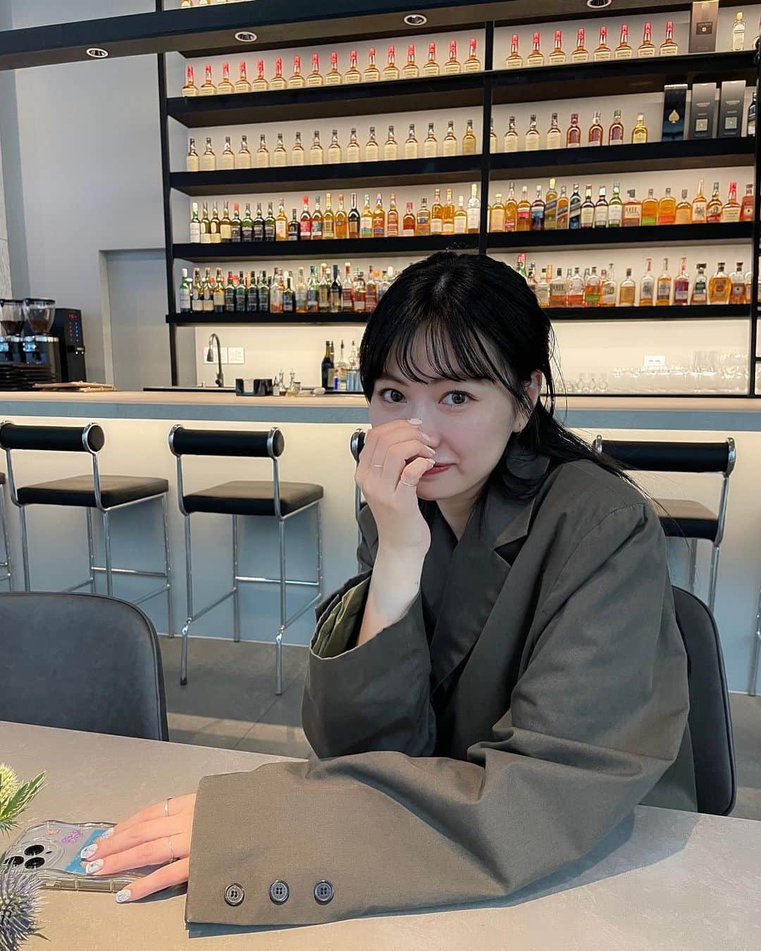 のインスタグラム：「쇼핑+카페+밥+걷기👽」