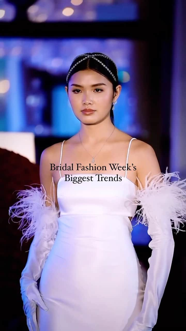 The Zoe Reportのインスタグラム：「This past week, the industry’s top bridal brands presented their latest collections in New York — and every assortment was full of the type of entrance-making confections you want for a moment where you’ll be endlessly photographed. At the link in bio, get a breakdown of these key looks and other themes of the week to consider while searching for a wedding dress.  🎥: @b_1_craig at @bronxandbanco」