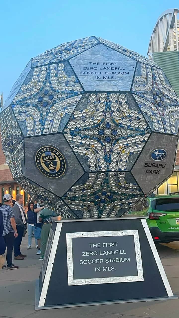 Subaru of Americaのインスタグラム：「What 12K recyclable items look like 😍. We teamed up with @terracycle and @philaunion for the reveal of our #ZeroLandfill sculpture. ♻️♻️♻️ #SubaruLovesTheEarth」