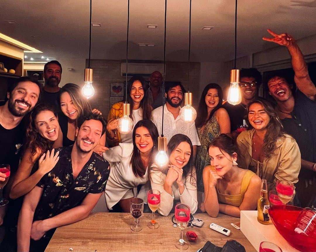 パロマ・バーナーディのインスタグラム：「Minha Casa Nosso Barco ⚓️  De ontem pra vida! #Amigos ✨🫶🏼 #ConquistamosOqueCativamos」