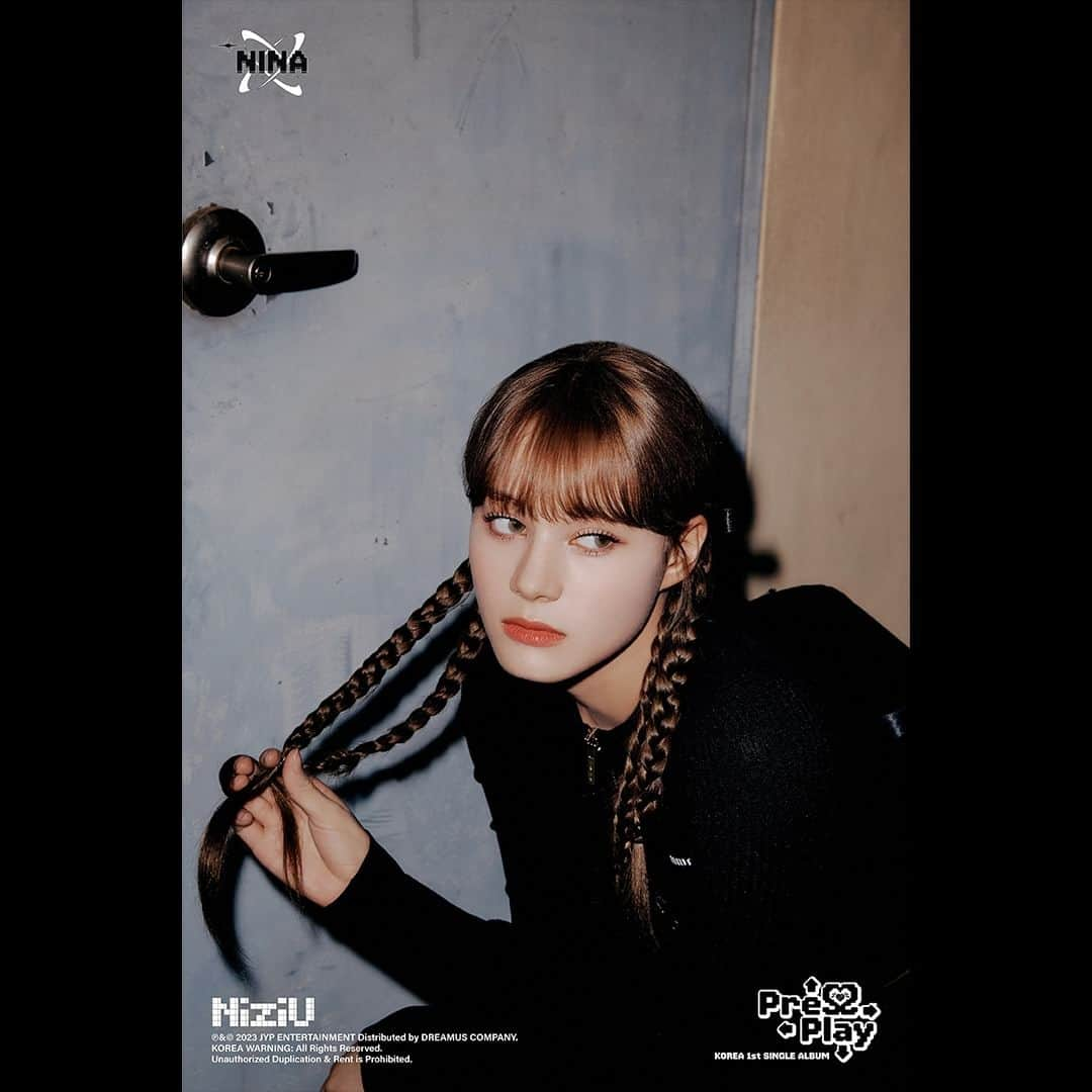 Niziさんのインスタグラム写真 - (NiziInstagram)「NiziU(니쥬) "Press Play" TEASER IMAGE 🎮  #NINA #니나  ▶️ 2023.10.30 MON 6PM (KST)  #NiziU #니쥬  #PressPlay #NiziU_PressPlay #HEARTRIS #NiziU_HEARTRIS #니쥬_PressPlay_한국데뷔」10月17日 0時00分 - niziu_info_official