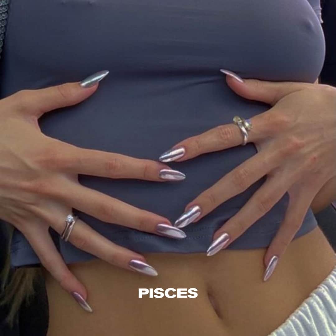 TALLY WEiJLのインスタグラム：「Back at it with your favourite inspo: fall nail designs for our sexy divine feminine energy Water Signs 🔥💅 #nailspo #nailinspo #zodiacsigns #watersigns #pisces #cancer #scorpio」