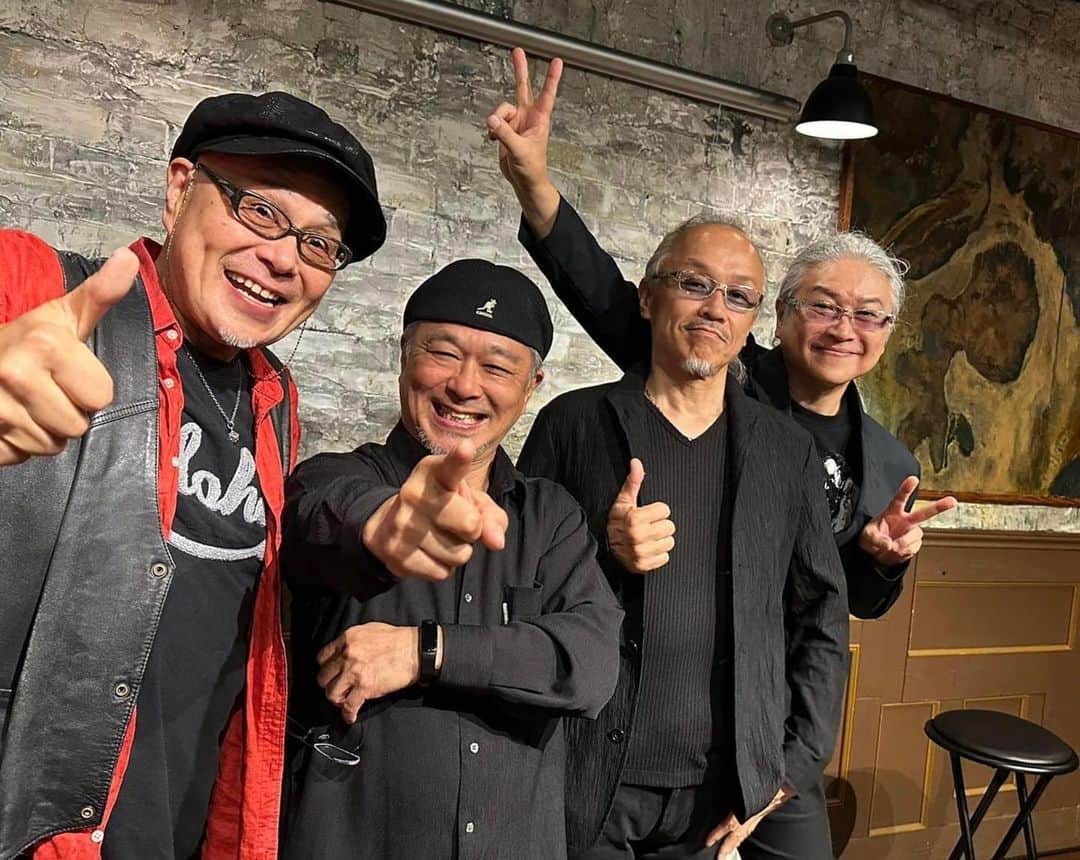 西山浩司のインスタグラム：「稲垣雅紀‼️ガッキー❗️WARUO BANDのキーボード🎹 初のソロバースデーライブでした🎂 おめでとう🍾㊗️」