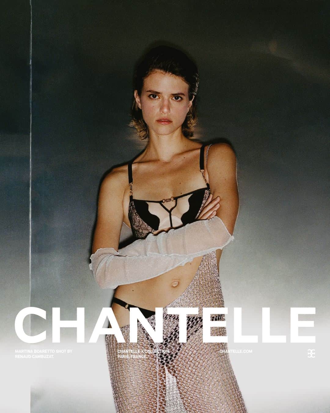 シャンテルさんのインスタグラム写真 - (シャンテルInstagram)「CONVERSATION(S) CONTINUE(S) MARTINA BOARETTO SHOT BY RENAUD CAMBUZAT IN PARIS, FRANCE   #chantelle #ChantelleParis」10月17日 1時00分 - chantelle_paris