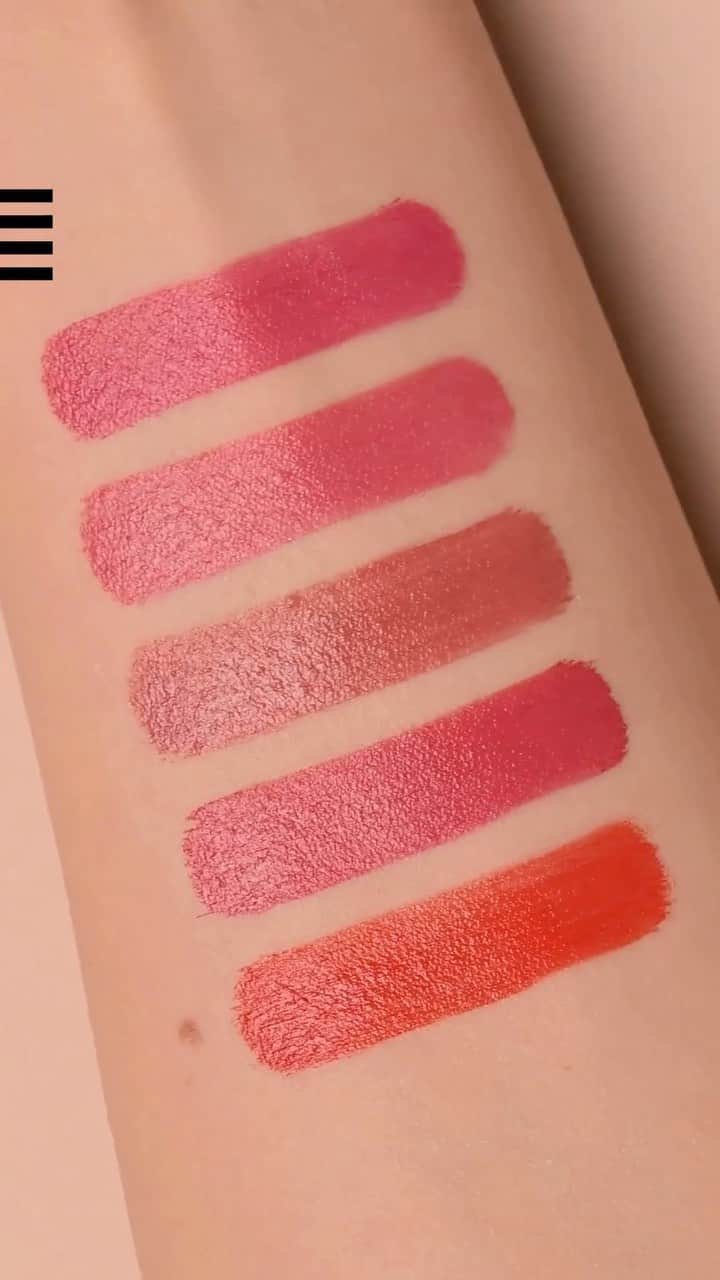 セフォラのインスタグラム：「Vous faites partie de quelle team ? 👀  💗 Rouge Is Not My Name Matte 💛 Rouge Is Not My Name Satin   Retrouvez ces deux rouges à lèvres @sephoracollection en magasins, sur l’app et sur sephora.fr.    #SephoraFrance #Makeup #SephoraCollection」