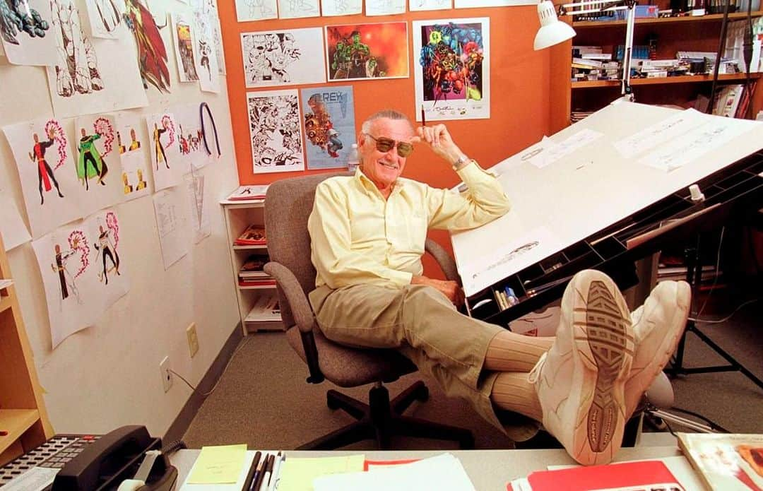 スタン・リーのインスタグラム：「Boss vibes from Stan The Man, ca. the early 2000s #StanLee #BossDay」