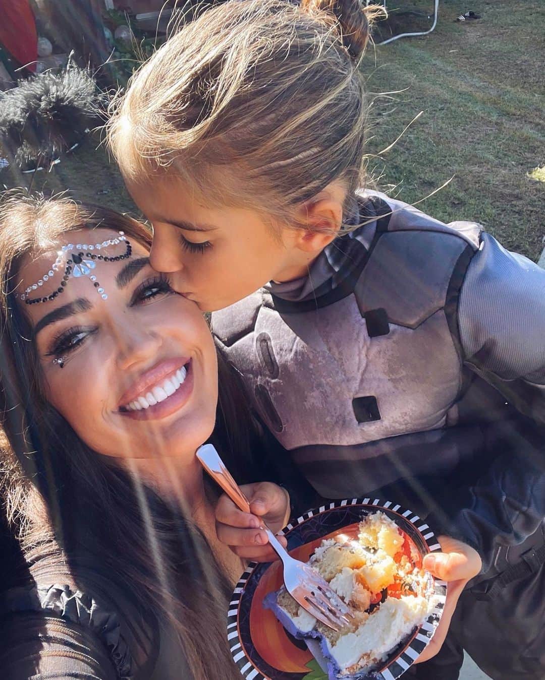 ヨランテ・ヴァン・カスベルヘンのインスタグラム：「Yesterday, my favorite little person in the world turned 8! 🥳 I wanted to be 100% present all day long for him, so I'm posting a day after. My dear Xess Xava, I celebrate you every second of your life!! What a beautiful, pure, sweet, and loving little human you are. I thank God every day for having you as my son. It's the biggest blessing of my life. And I promise you that I will always do whatever I can to make you the happiest you can be. You are my heart. I love you so, so, sooo much!! Happy birthday, my everything! ❤️」