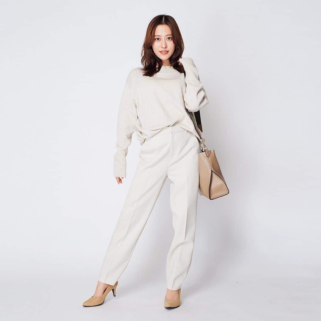 洋服の青山のインスタグラム：「. 洋服の青山60周年を記念し、 モーニング娘。’23改め 「アオヤマ娘。’60」始動です✨ @morningmusume_official × @aoyama_ladies  本日10/17(火)より洋服の青山公式Instagram(リール)/TikTokにて、 オリジナルダンス第一弾が公開です！  小田 さくらさんが着こなす、ワントーンコーデは長めのリブ袖がアクセントのニットがポイント！しなやかな糸なのでカジュアルになりすぎません♪  ・ミドルケージプルオーバー 6,490円 　(WNT23121-40)  ・わたしの推しパン 6,490円 　(WP235130-E)  第二弾以降のオリジナルダンスはもちろん、 限定キャンペーンの開催など、たくさんの企画を皆さまお楽しみに！  #小田さくら #モーニング娘  #アオヤマ娘60  #洋服の青山  #ビジネスカジュアル #ビジカジコーデ #秋コーデ  #ニットコーデ  #ビジカジ  #ビジカジスタイル  #ビジカジコーデ  #お仕事コーデ  #お仕事コーディネート  #通勤コーデ  #オフィスカジュアル  #オフィスコーデ #コスパ #コスパコーデ  #スーツ女子  #スーツスタイル  #スーツコーデ  #スーツ」