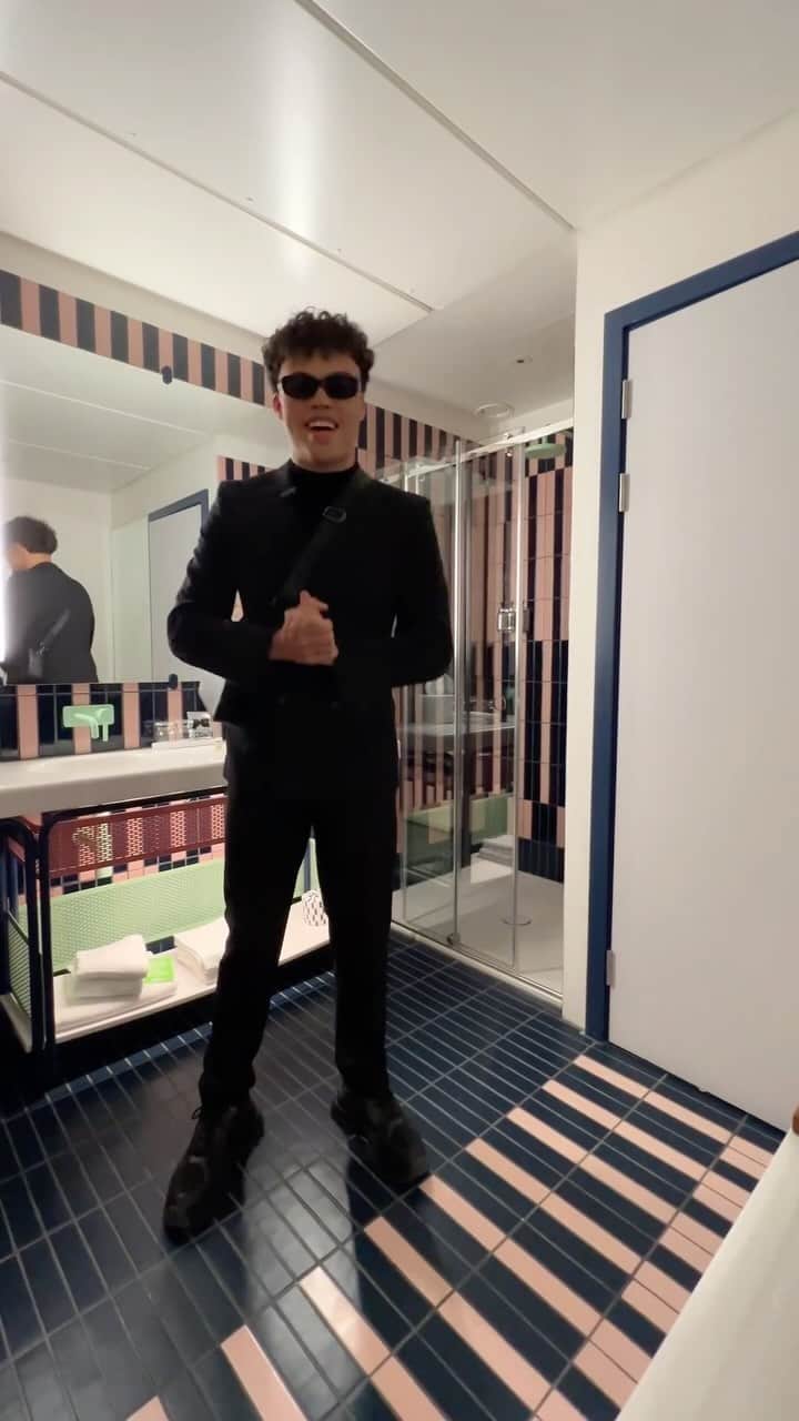 のインスタグラム：「Tailored to perfection 🕴️🏆  As Seen On @keananofficial (he/him)  🔎 ASOS DESIGN Suit」
