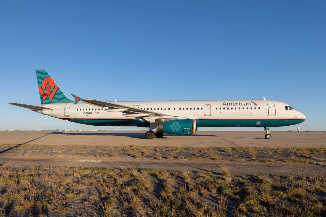 アメリカン航空さんのインスタグラム写真 - (アメリカン航空Instagram)「We're soaring through memory 'plane' with our newly painted America West heritage livery! ✈️ 🥳  Have you spotted this beauty yet? 👀 📷」10月17日 3時19分 - americanair