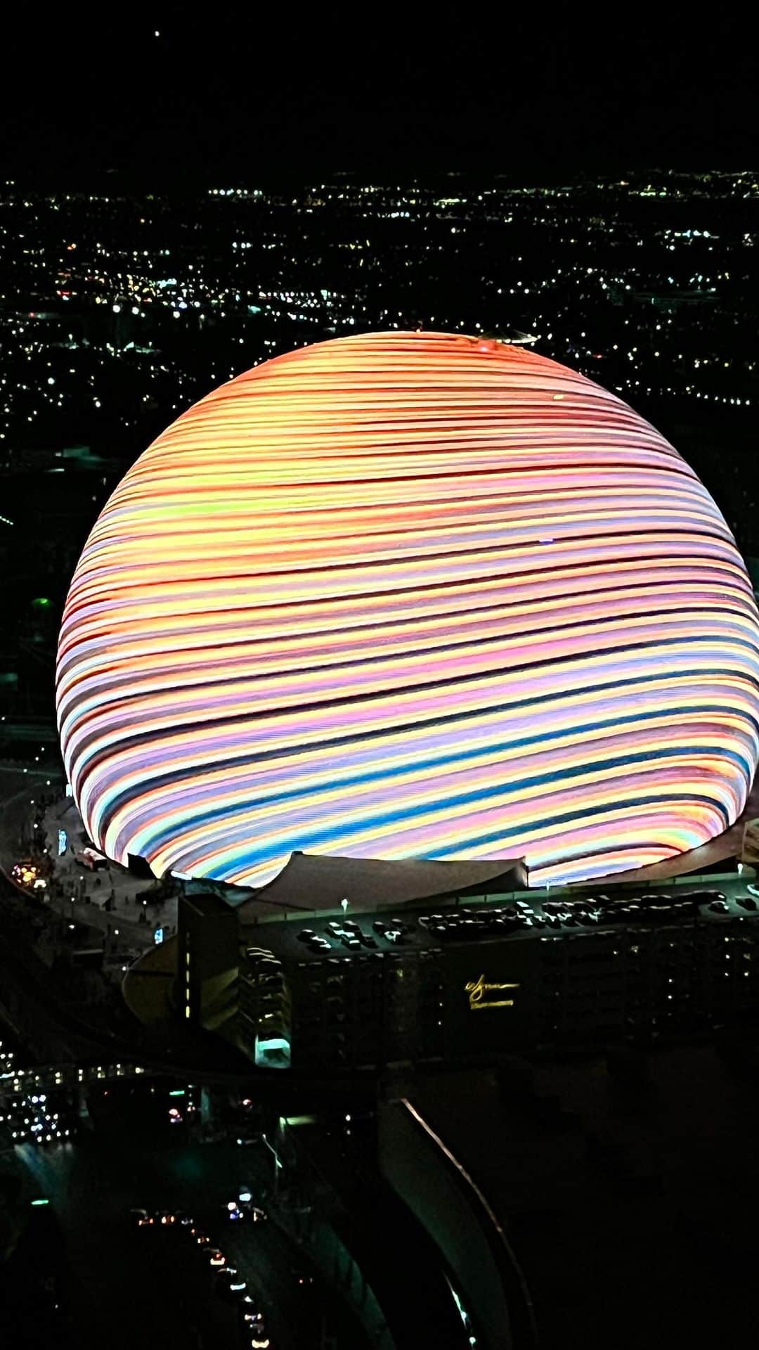 Visit The USAのインスタグラム：「You’ve NEVER seen anything like @spherevegas! Enter this game-changing new venue in Las Vegas, Nevada, to experience a mind-blowing immersive experience. Don’t miss their house show, a multi-sensory film by acclaimed director Darren Aronofsky, or catch an upcoming concert. Legendary rock band U2 will perform here until December 16, 2023. After the show, you are in the heart of Las Vegas and ready for a night on the town!   Who do you want cheering next to you inside The Sphere?    📸: @gustaven  🎥: @mycurlyadventures_      #VisitTheUSA #VisitVegas #VegasSphere #TheSphere #Mindblown」