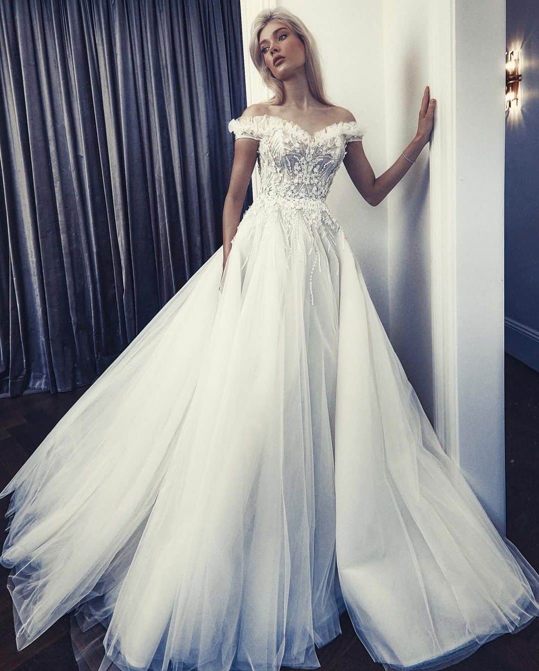 のインスタグラム：「The Serene gown | A vision of ethereal elegance that embodies understated luxury. This gown features a silk white organza bodice, a fabric renowned for its delicate translucence and soft, graceful draping. Available in our Paddington Atelier or via worldwide stockists.  #stevenkhalil #stevenkhalilbride #weddinggown #bridal」