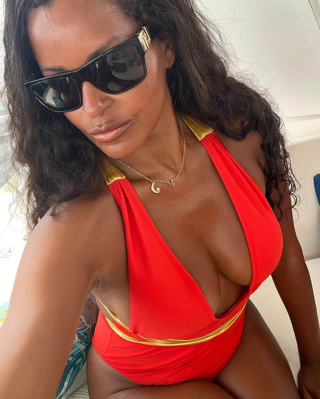 クラウディア・ジョーダンのインスタグラム：「What’s popping ?」