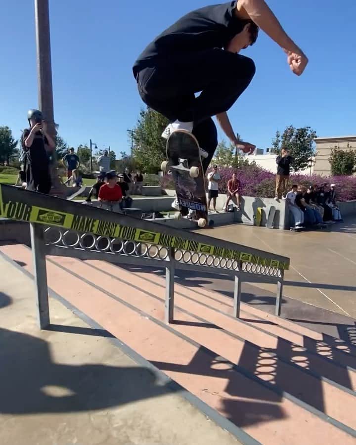 Vans Skateのインスタグラム：「Another Make Impact Tour stop for the books last weekend with @RoseStreetSkateShop in Encinitas, CA. Thanks to all the SD locals who rolled out and threw down for cash for tricks at Poods park. We’ll see you in Hawaii at @808skate for our last stop of the Make Impact Tour on December, 3rd.  📷: @aacostaa」