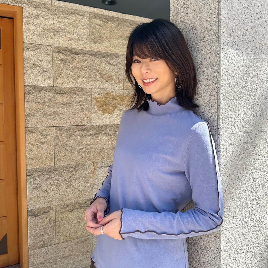 えれなのインスタグラム：「最近、秋晴れが続いていて嬉しい🥰  そろそろ紅葉も見ごろになってくるのかな〜🍁✨」
