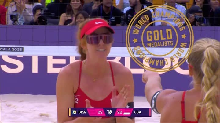 USA Volleyballのインスタグラム：「Two beach pairs are bringing home some Worlds hardware!   Congratulations @kellycheng and @sarahughesbeach on winning 🥇 and @kristen_nuss and @tkloth10 on taking 🥉 at the FIVB World Championship.  📹 @beachvolleyballworld   #BeachVolleyball #BeachWorldChamps #Tlaxcala2023」