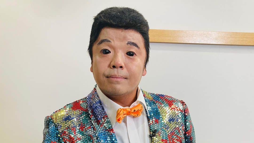 セルライトスパ大須賀さんのインスタグラム写真 - (セルライトスパ大須賀Instagram)「昨夜のMBSあれみた？でRGさんに大江裕さんなりきりメイクを教えて頂きました。 迫り来る巨大カラコンは恐怖でしたが、嬉しかったです。  恐れ入ります。」10月17日 7時58分 - spa_osuka