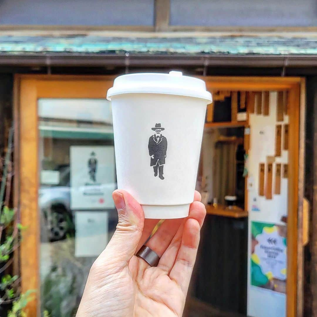 CAFE-STAGRAMMERさんのインスタグラム写真 - (CAFE-STAGRAMMERInstagram)「Let's have some coffee during recess.  年末まで、もうひと踏ん張りしましょうか♪  #金沢 #金沢カフェ #☕ #kanazawa #PessoaCoffeeRoasters #ペソアコーヒーロースターズ #石川県 #金沢市 #cafetyo #kanazawacafe #カフェ #cafe #咖啡店 #咖啡廳 #咖啡 #카페 #คาเฟ่ #Kafe #coffeeaddict #カフェ部 #cafehopping #coffeelover #instacoffee #instacafe #金沢カフェ部 #sharingaworldofshops #石川県カフェ」10月17日 8時02分 - cafetyo