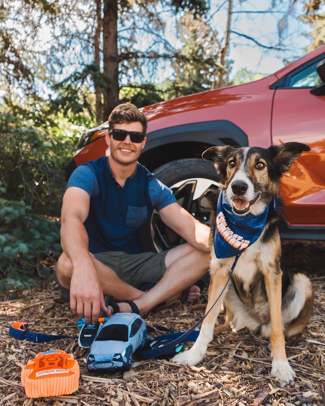 BarkBoxのインスタグラム：「We are SO excited to continue our partnership with @subaru_usa and to celebrate the 5th year of "National Make a Dog's Day" 🎊 This holiday is all about celebrating and spoiling the dogs in your life ❤️ leave a comment below detailing how you and your pup are planning on spending the day 🐶 we will pick a few of our favorites to share on our socials AND we will send you a box of goodies to make the day even more sweet!  📸: @chossythedog」