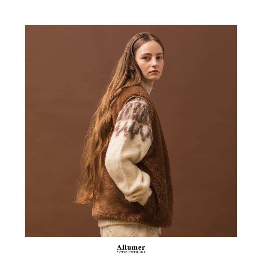 ALLUMERさんのインスタグラム写真 - (ALLUMERInstagram)「Allumer 2023 AUTUMN WINTER  Synthetic Fur Military Liner Vest  ￥13,200(tax in)  #allumer」10月17日 8時34分 - allumerofficial