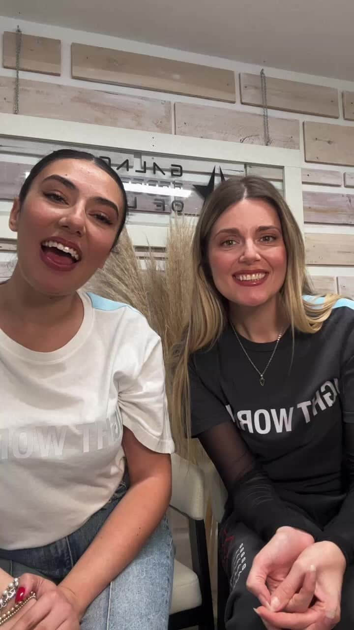 ジプシー05のインスタグラム：「We went live with @jennifercee to talk about how we navigate these difficult times and keep our light shining bright!」