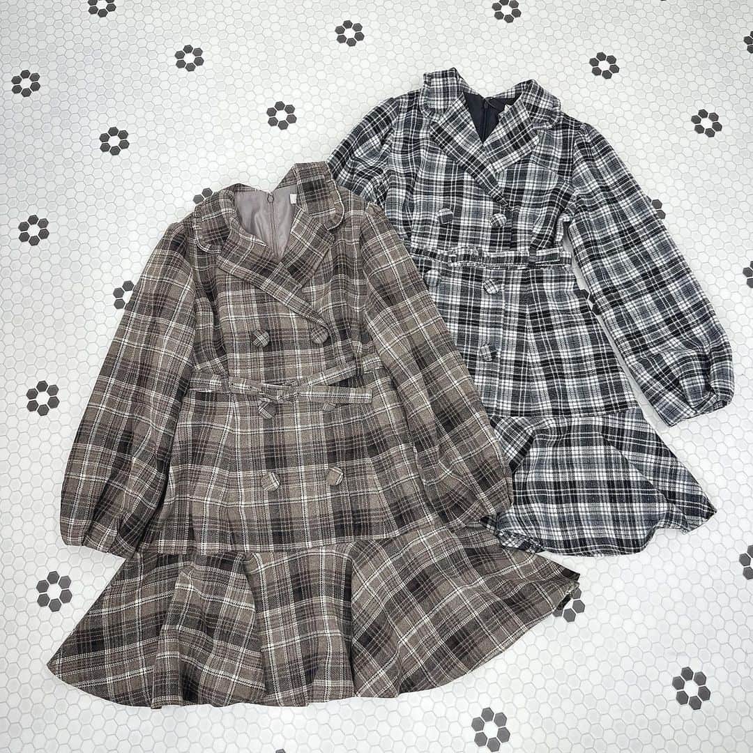 evelynのインスタグラム：「Coming Soon new item♡ ㅤㅤㅤㅤㅤㅤㅤㅤㅤㅤㅤㅤㅤ #チェックベルト襟OP ¥10,800 【BR/BK】 ㅤㅤㅤㅤㅤㅤㅤㅤㅤㅤㅤㅤㅤ #evelyn #エブリン」