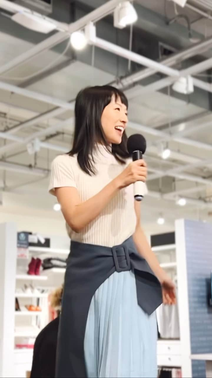 近藤麻理恵のインスタグラム：「It is absolutely wonderful to have this KonMari Consultant community come together and share their thoughts on how passionate and rewarding their tidying businesses have been and really becoming a part of their clients’ joy-sparking lifestyle changes!  We have an upcoming 【Info Session: Building a Thriving Business as a KonMari Consultant】 on October 18th for about 30 minutes where you can listen in on learning about what it’s like having your own, thriving, professional tidying business as a certified KonMari Consultant!  Reserve your spot using the link in bio: 🔗Register for Free Info Session An exclusive, special offer awaits those who join us!  【Info Session: Building a Thriving Business as a KonMari Consultant】 📅Date: Wednesday, October 18th ⌚Time: 10:00am Pacific | 1:00pm Eastern | 6:00pm London 🔗How to Register: Link in bio: 🔗Register for Free Info Session  Our next KonMari Consultant Course is in November where Marie Kondo herself will be making a very, very special appearance to welcome everyone joining the program with a keynote speech!  【November KonMari Consultant Course】 📅Date: November 6th - November 8th ⌚Time: 8am-1pm Pacific | 11am-1pm Eastern | 5pm-10pm London 🔗How to Register: Link in bio: 🔗Sign-up for the KonMari Consultant Course ✅Registration Status: OPEN! ⏰The Early Bird Offer Ends TONIGHT: Automatically get $250 off registration if you register before midnight Pacific Time.  #mariekondo #konmariconsultants #konmariconsultant #konmarimethod #sparkjoy #professionalorganizer #tidying #organization #businessowner」