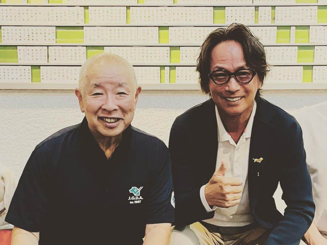 椎名桔平さんのインスタグラム写真 - (椎名桔平Instagram)「#日本盲導犬協会 #多和田悟 秋晴れ、雲一つない晴天の中、 総勢150名のチャリティーゴルフコンペに参加してきました。 映画クイールからのお付き合い。 早いもので、もう20年が経ちますね。^_^」10月17日 21時21分 - kippeishiina